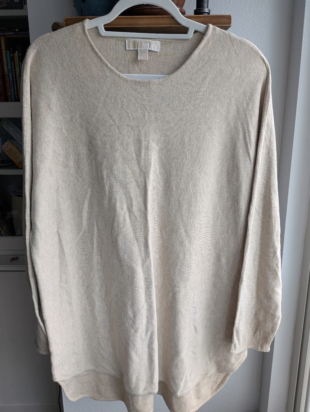 MICHAEL Michael Kors Beige Hi-Low Tunic Sweater XL Gold Logo Bar